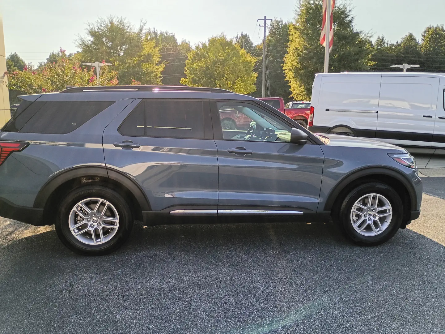 Ford Explorer Active RWD - View 10